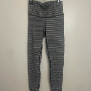 Lululemon leggings .